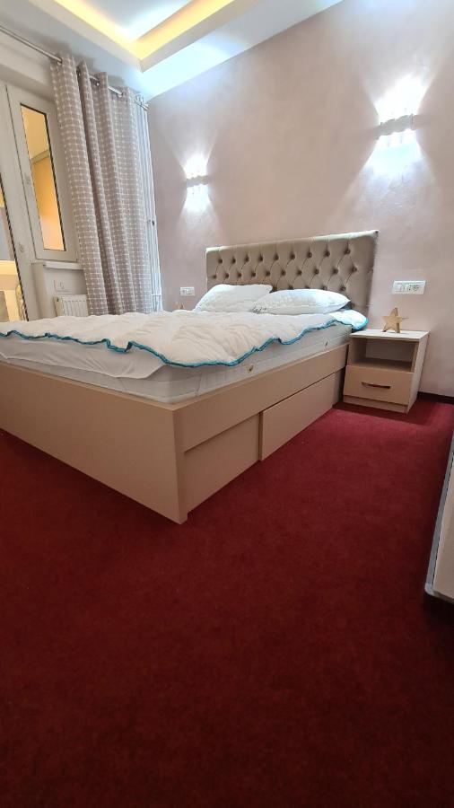 Studio Albert Râmnicu Vâlcea Exteriér fotografie